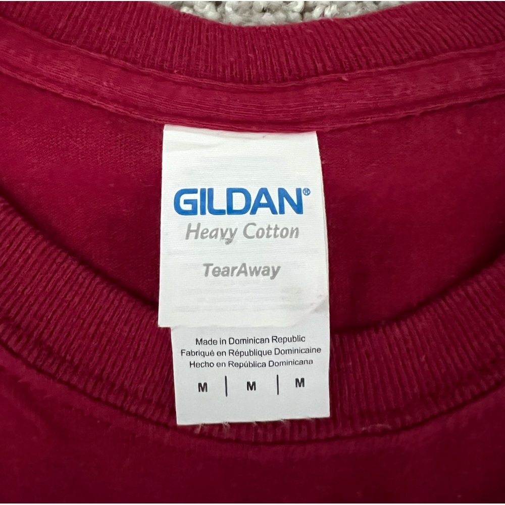 🔴GILDAN: Unisex M, red Temple University logo short sleeve t-shirt preowned🔴 - Picture 2 of 8